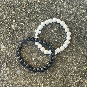 2 piece Marble Cross Stone black/white Bracelet set